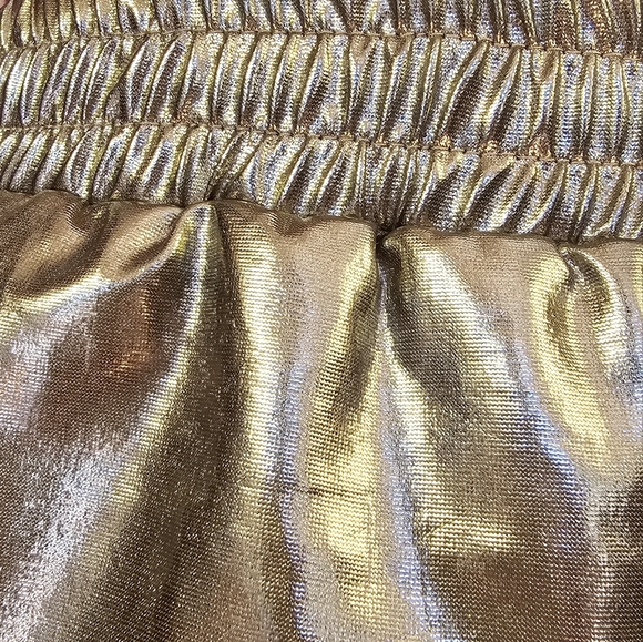 Gold shorts - Picture 3 of 6